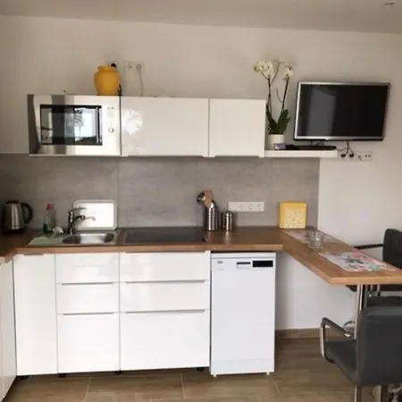 아파트 Ferienwohnung Kader *